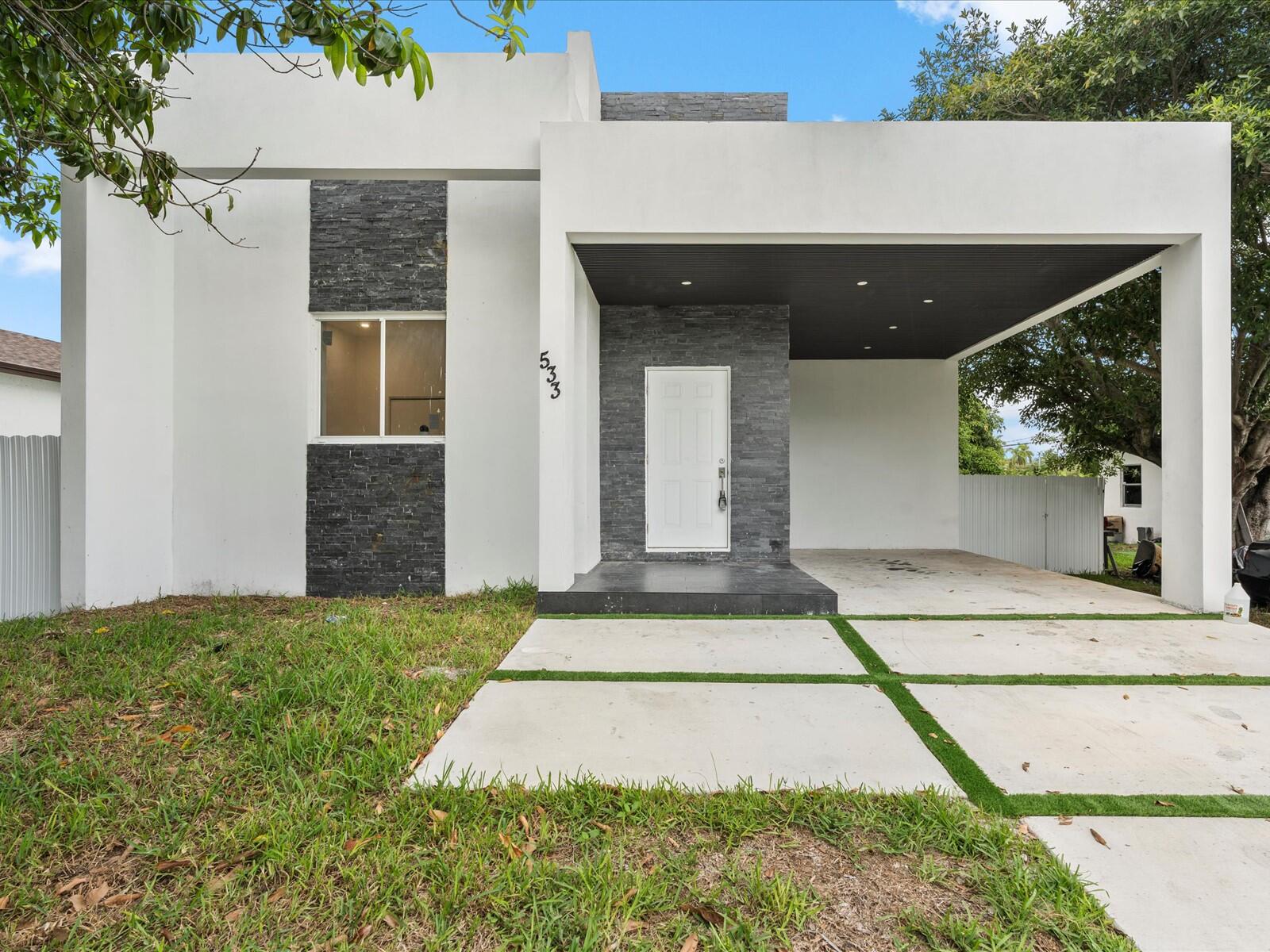 533 NW 16th Avenue, Fort Lauderdale, FL 33311
