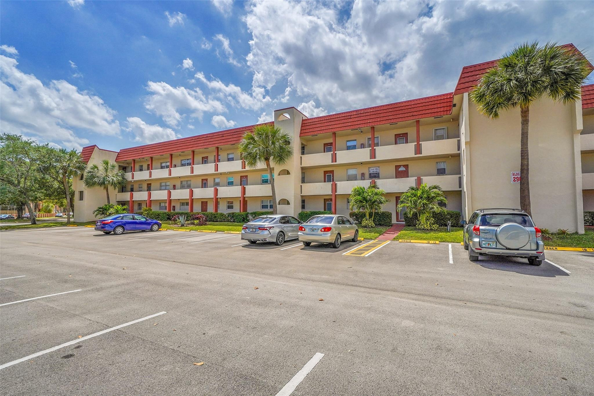 2901 Sunrise Lakes Drive 101, Sunrise, FL 33322