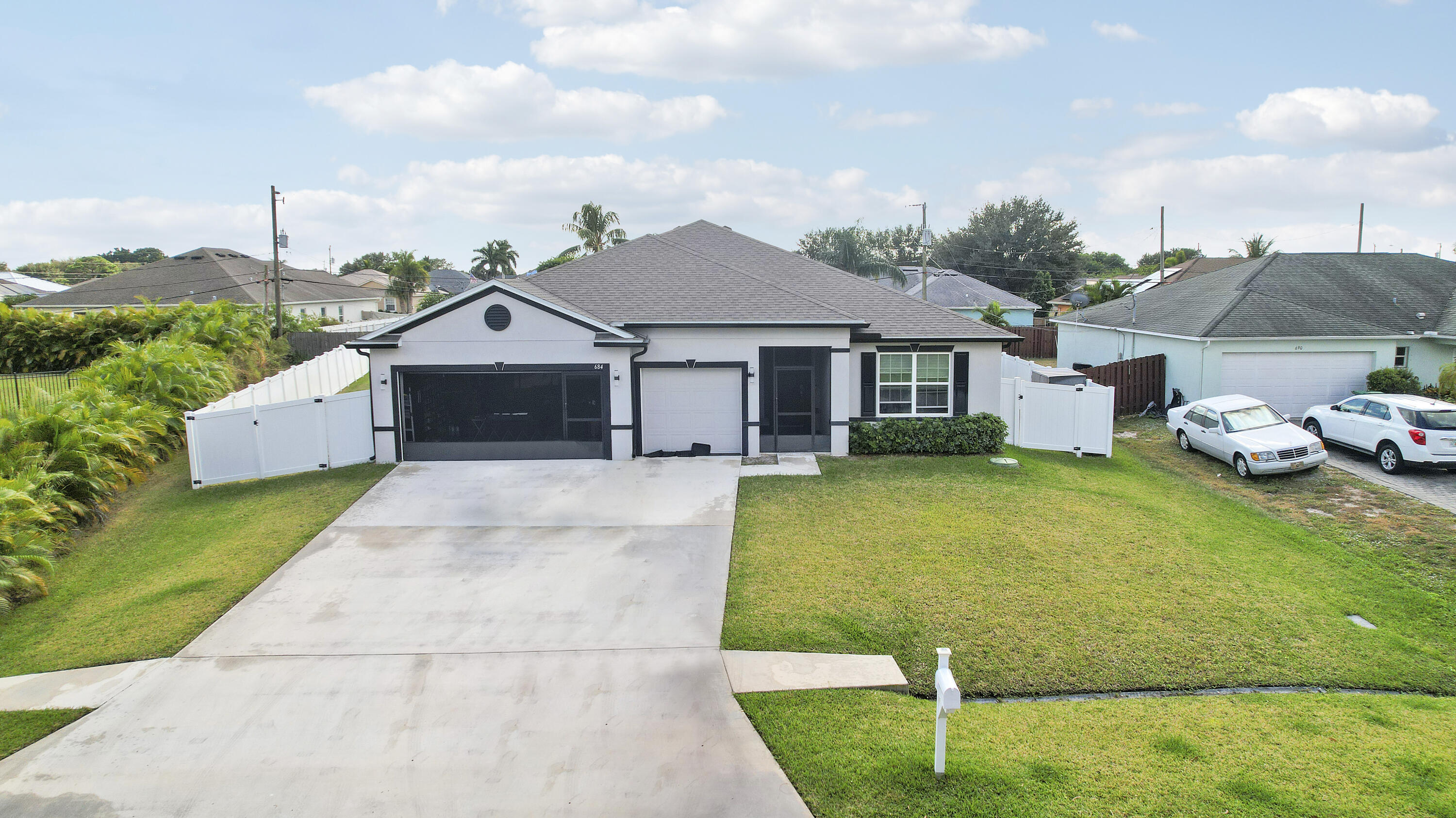 684 SW Jada Road, Port St. Lucie, FL 34953