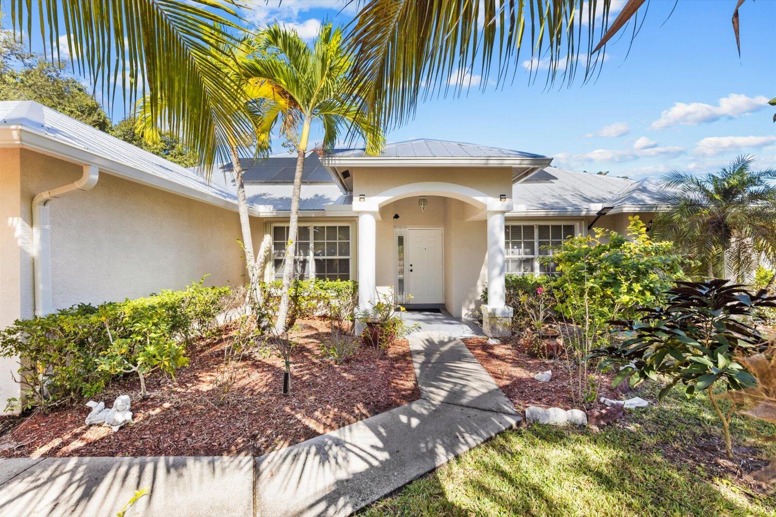 981 SW Mccracken Ave Avenue, Port St. Lucie, FL 34953