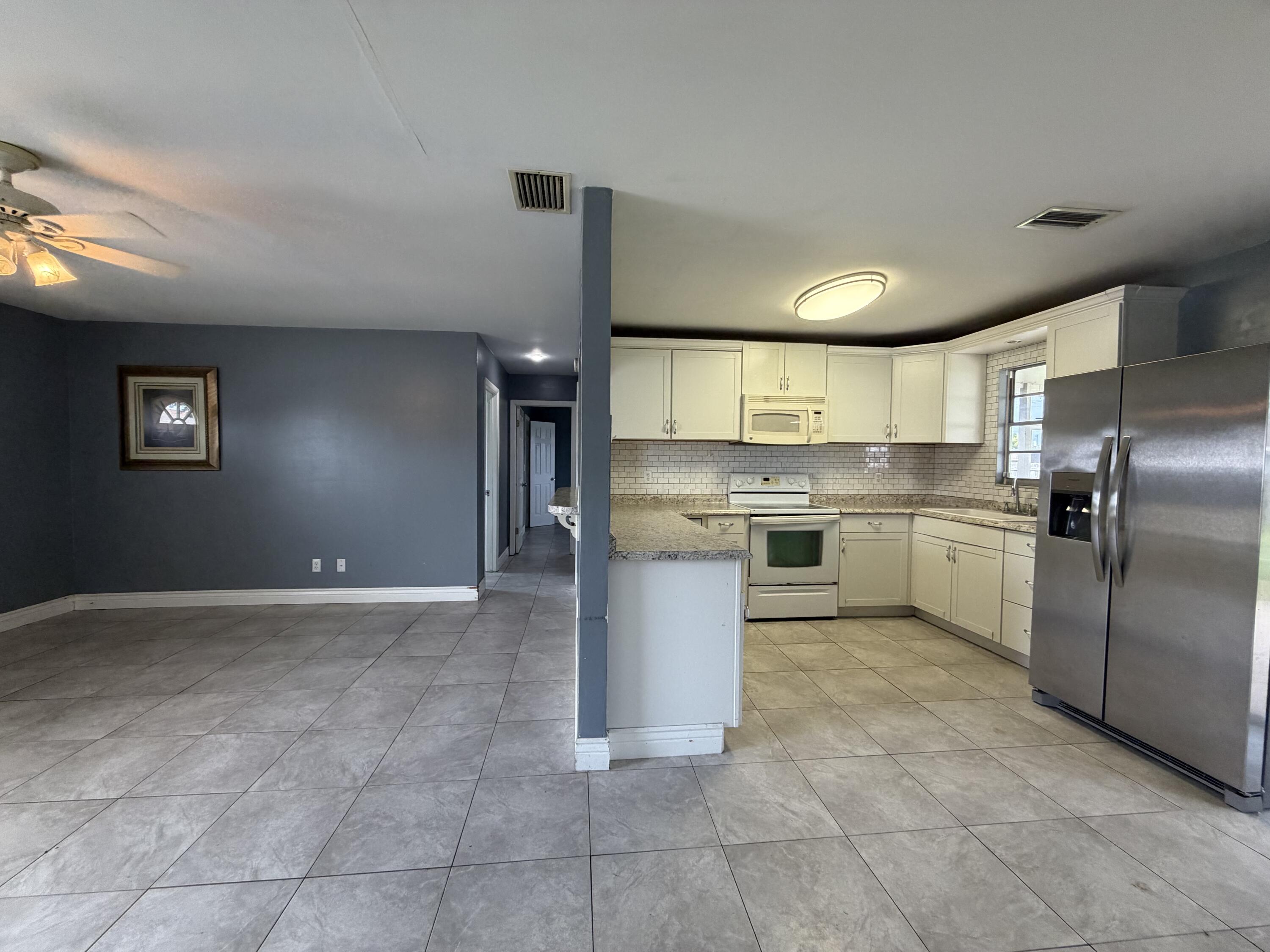 2013 SW Burman Lane, Port St. Lucie, FL 34984