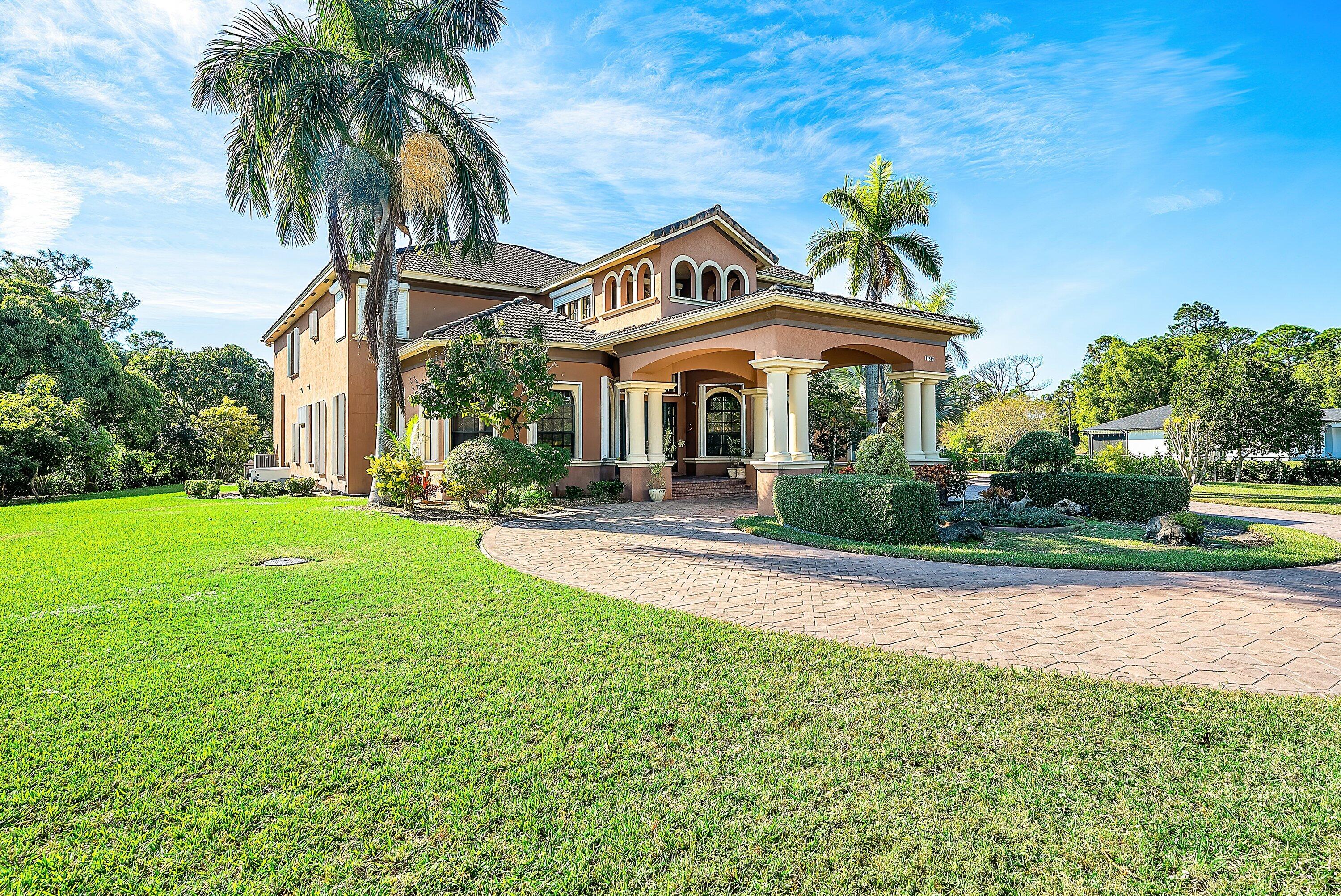 17560 69th Street N, The Acreage, FL 33470