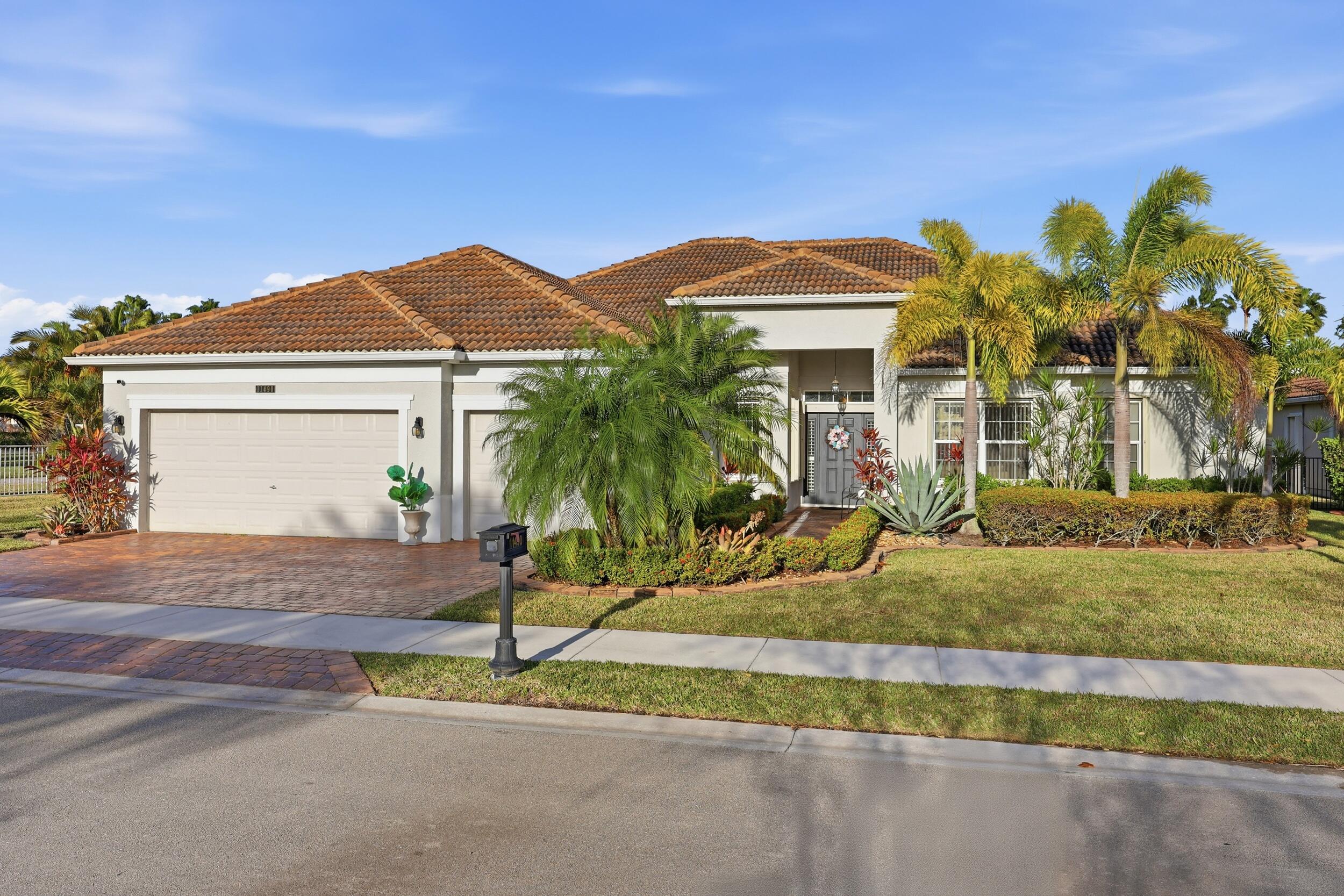 11490 SW Aventino Drive, Port St. Lucie, FL 34987