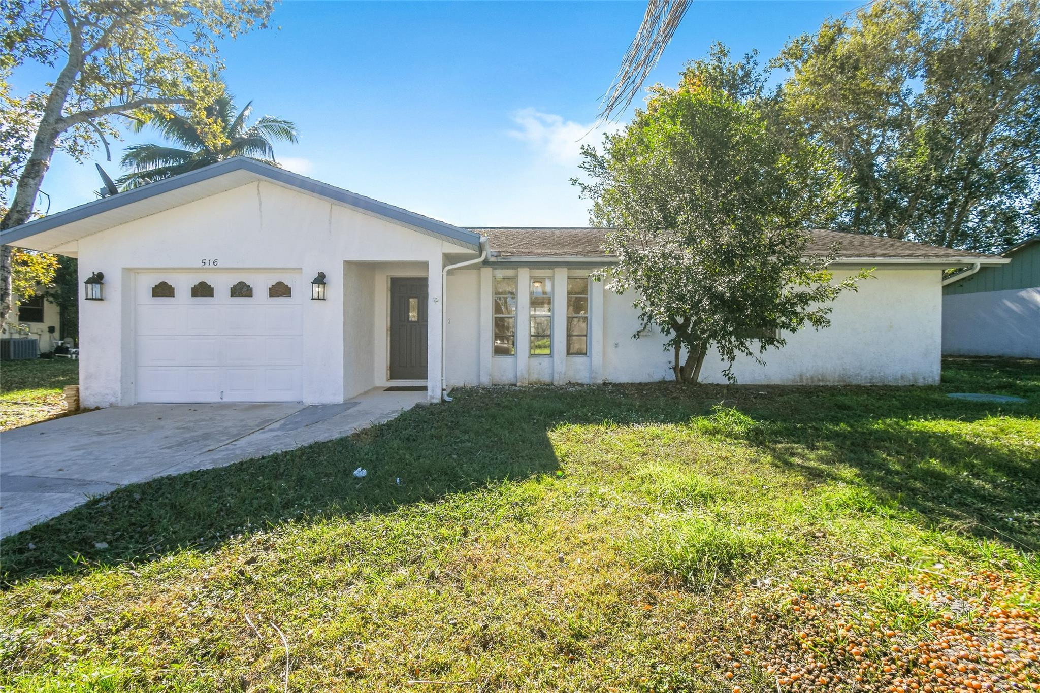 516 SW Buswell Avenue, Port St. Lucie, FL 34983