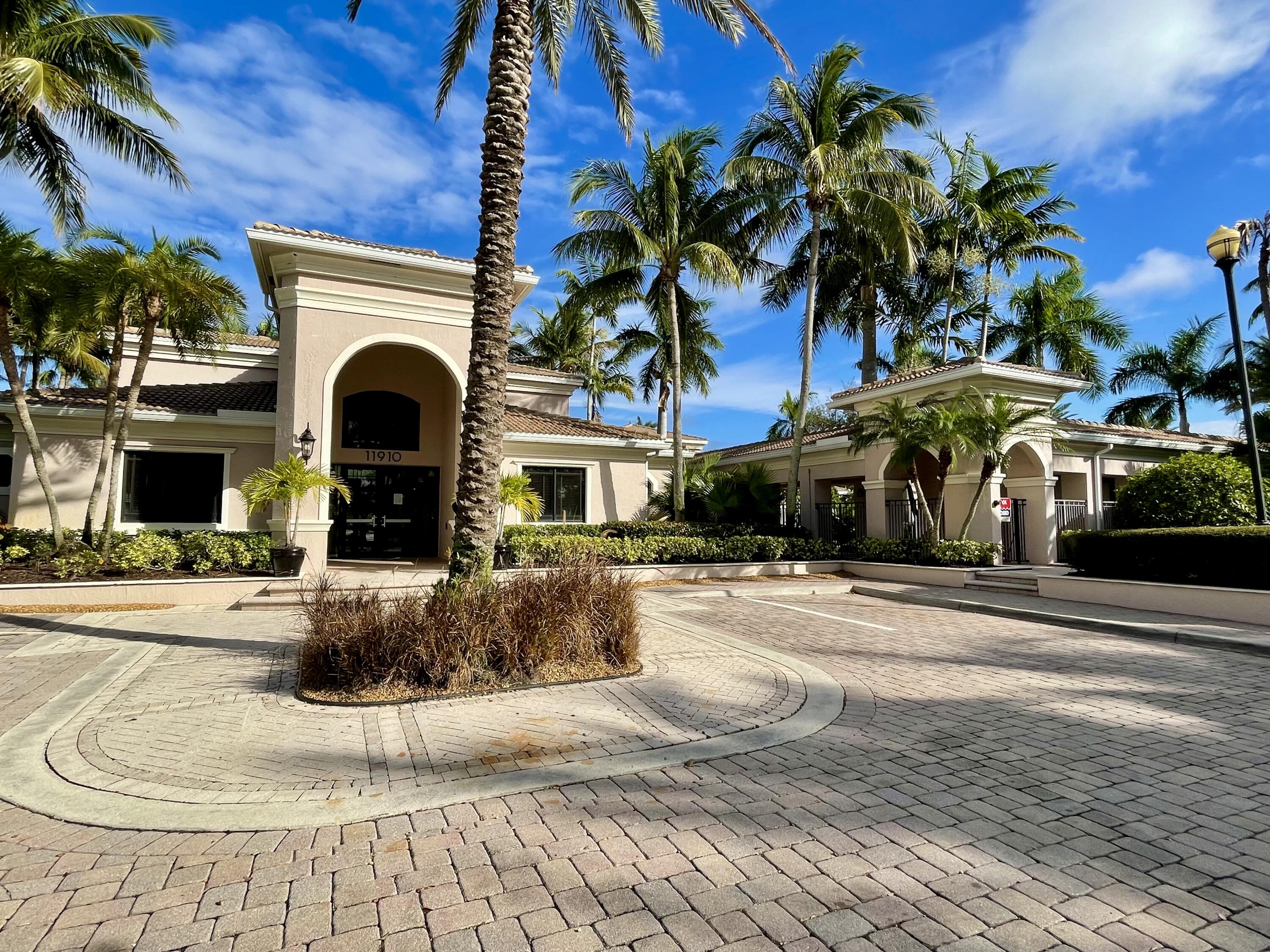 2727 Anzio Court 108, Palm Beach Gardens, FL 33410