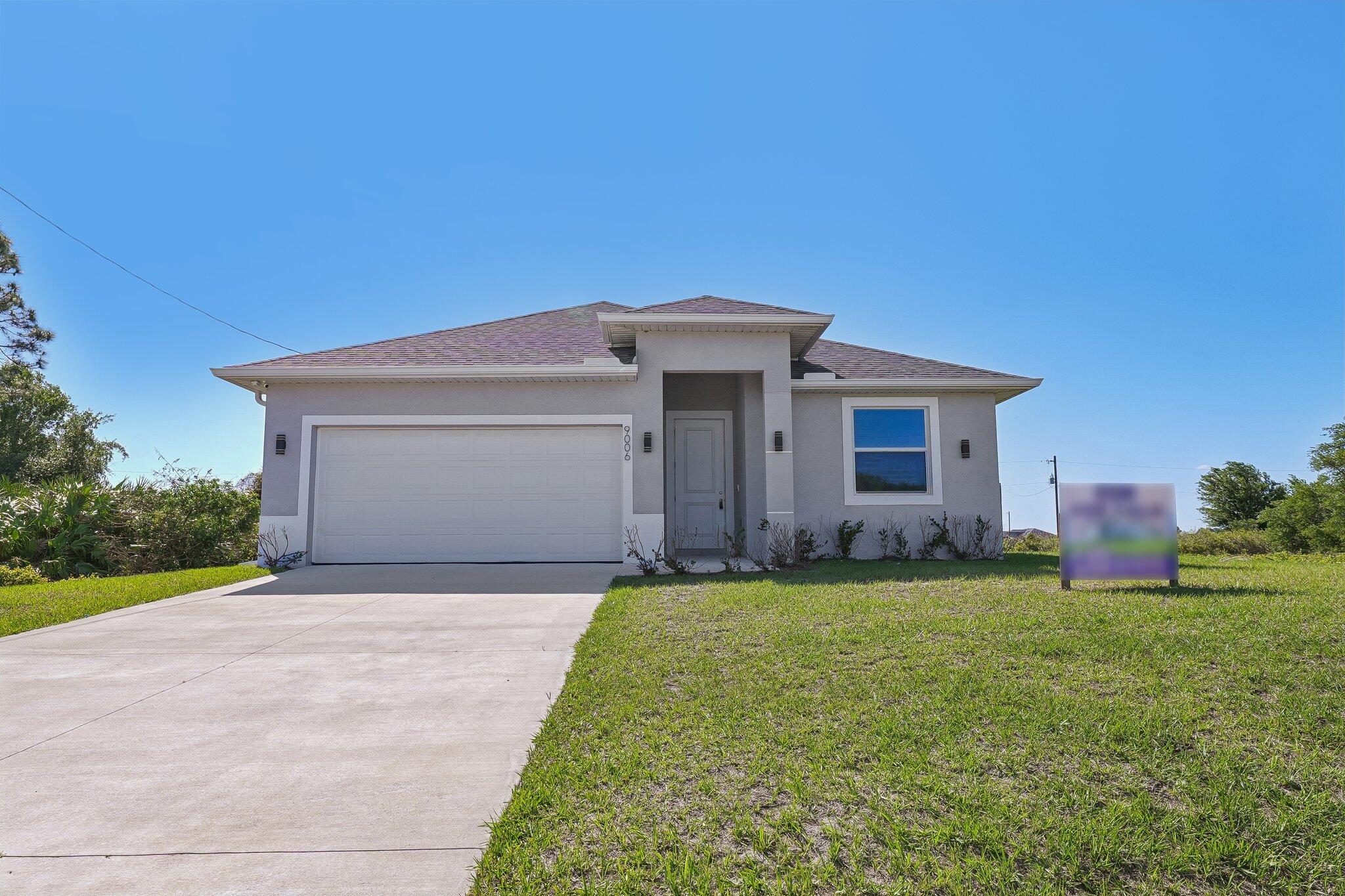 9006 S Castle Circle, LaBelle, FL 33935