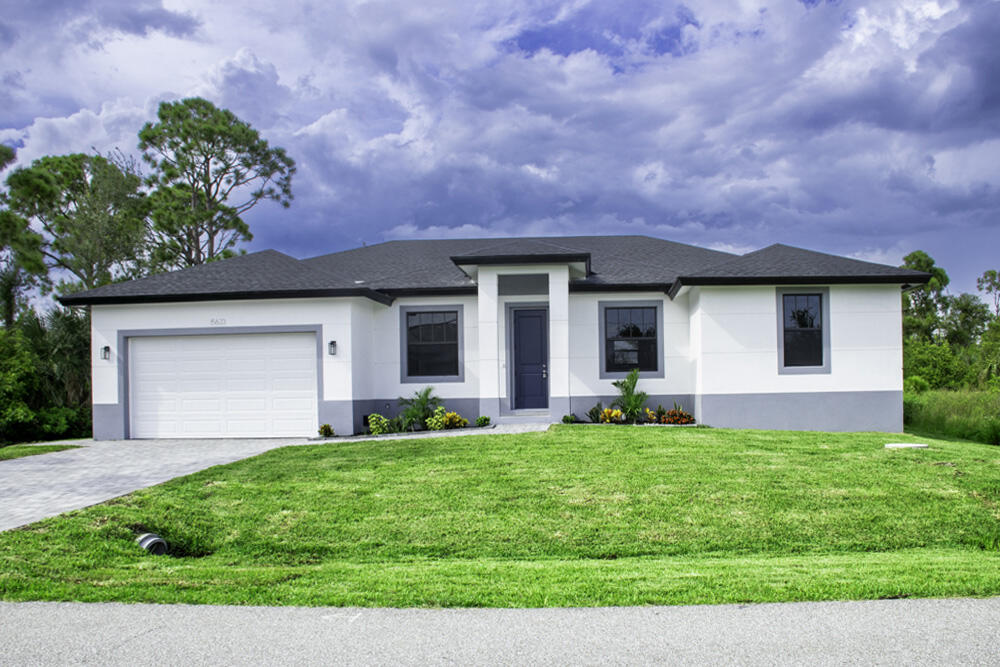 15633 Lakeland Circle, Port Charlotte, FL 33981