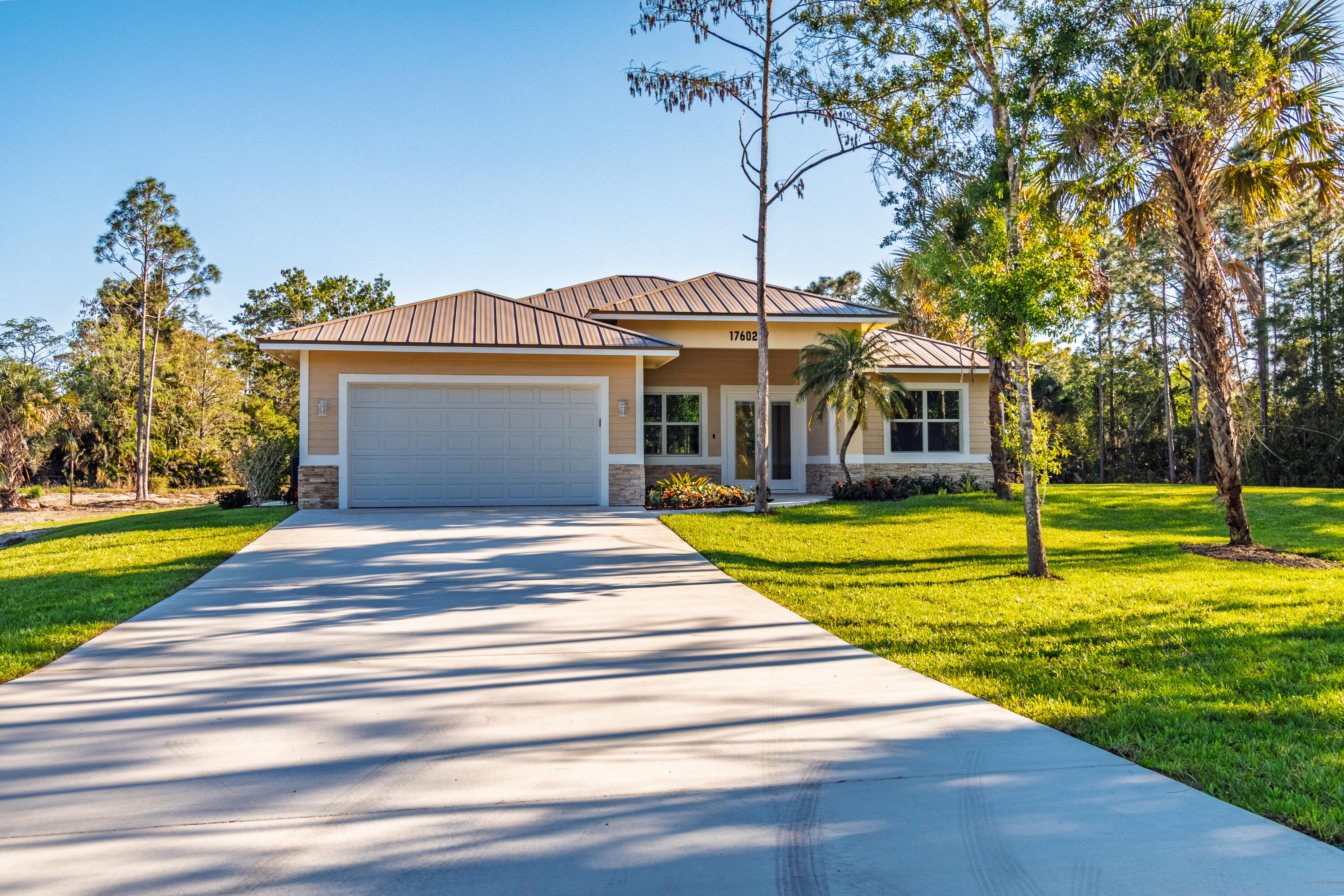 17602 63rd N, The Acreage, FL 33470