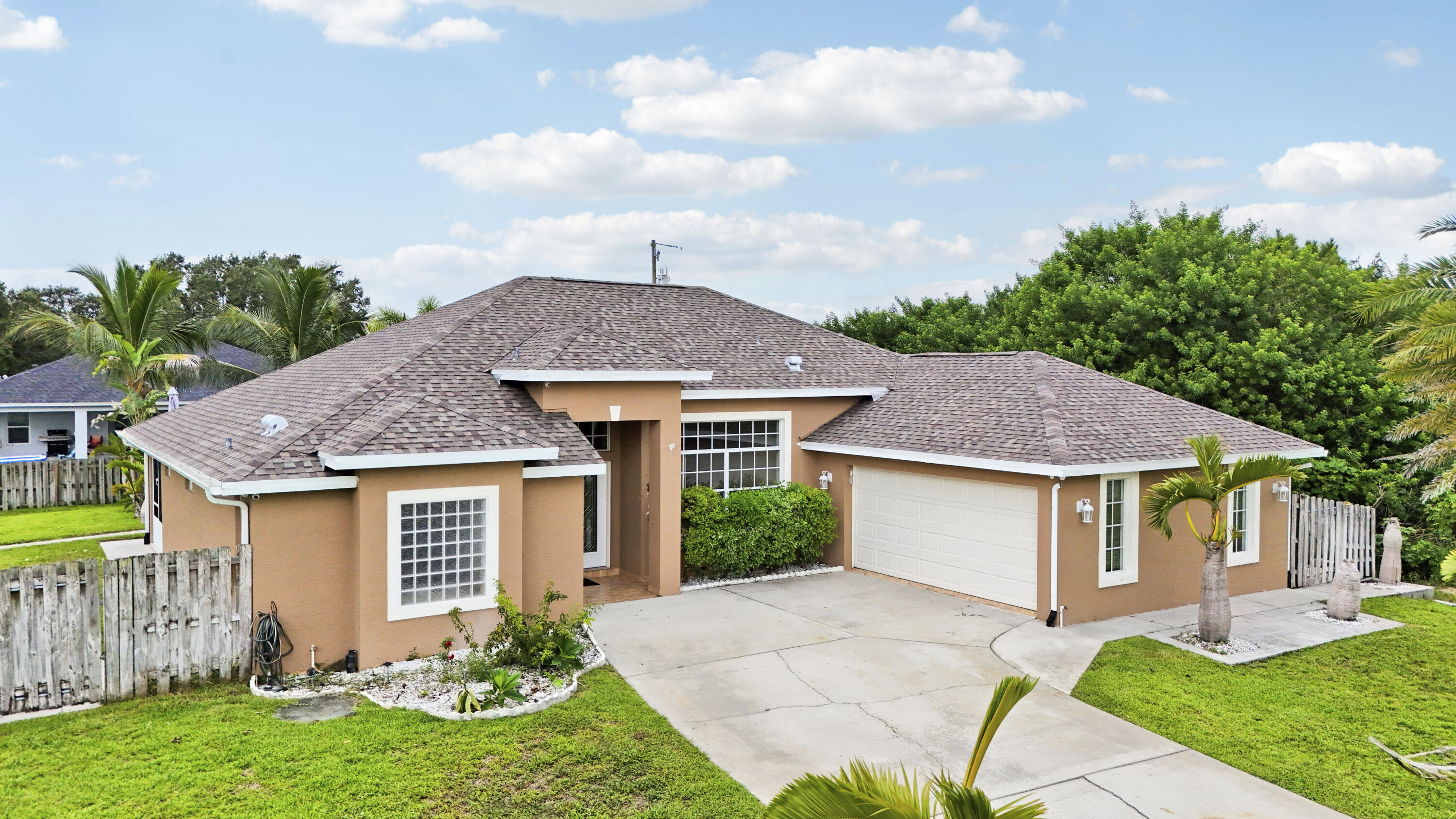1114 SW Kalevala Drive, Port St. Lucie, FL 34953