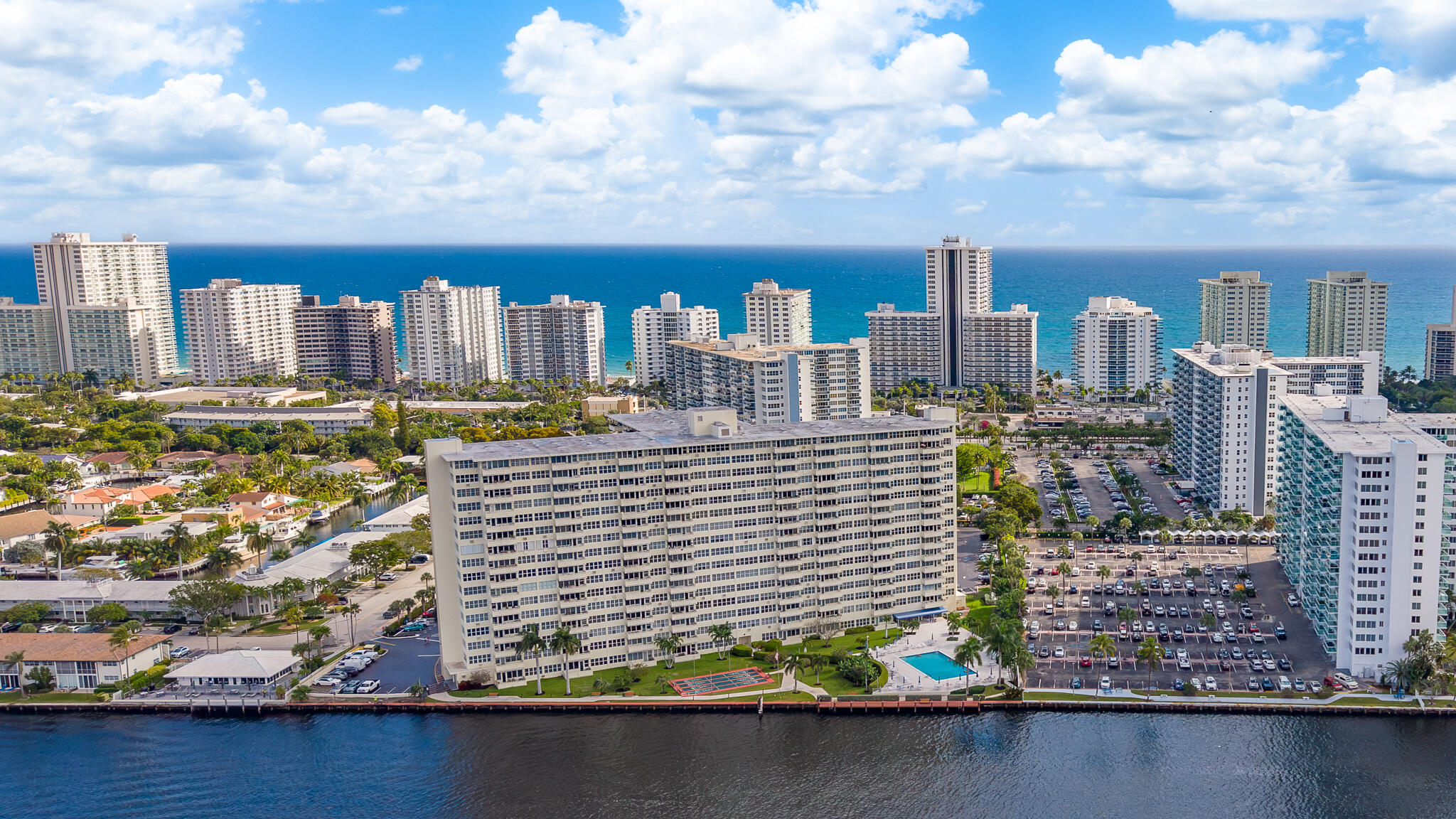 3200 NE 36 Street NE 512a, Fort Lauderdale, FL 33308