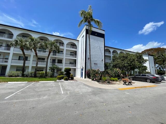 4602 Martinique Way F1, Coconut Creek, FL 33066