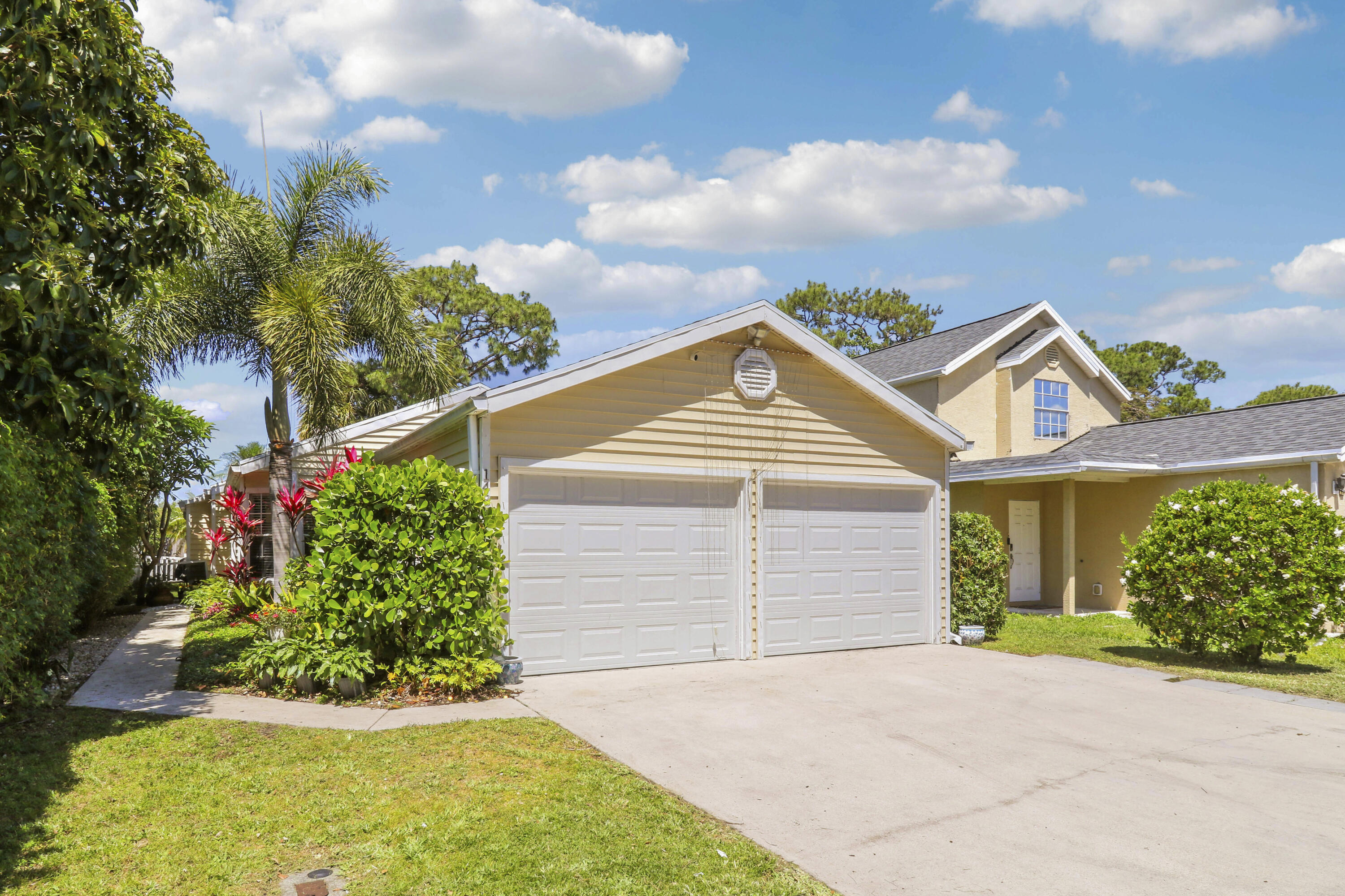 1437 Dandelion Lane, West Palm Beach, FL 33415