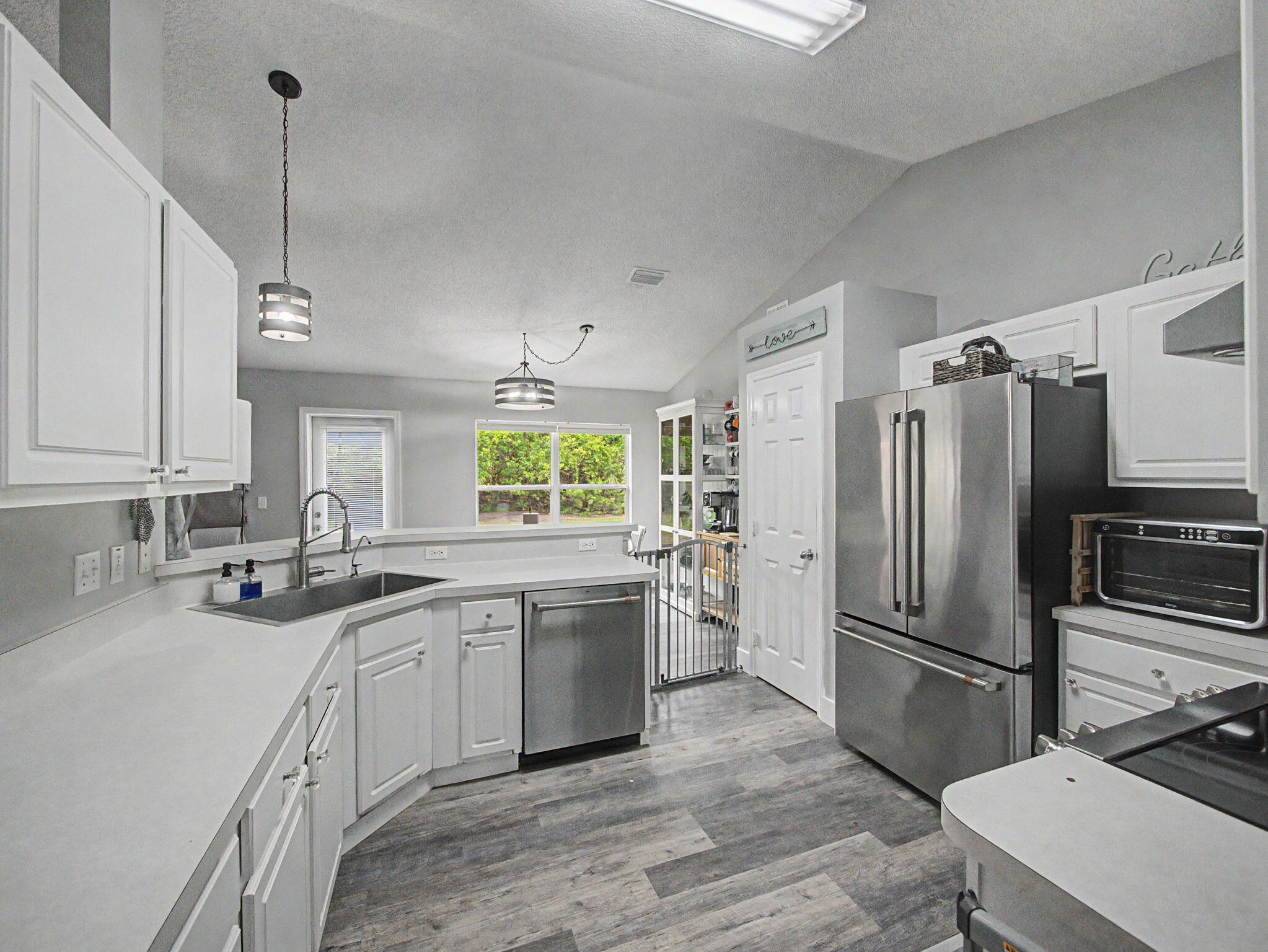 1550 SW Kosnar Avenue, Port St. Lucie, FL 34953
