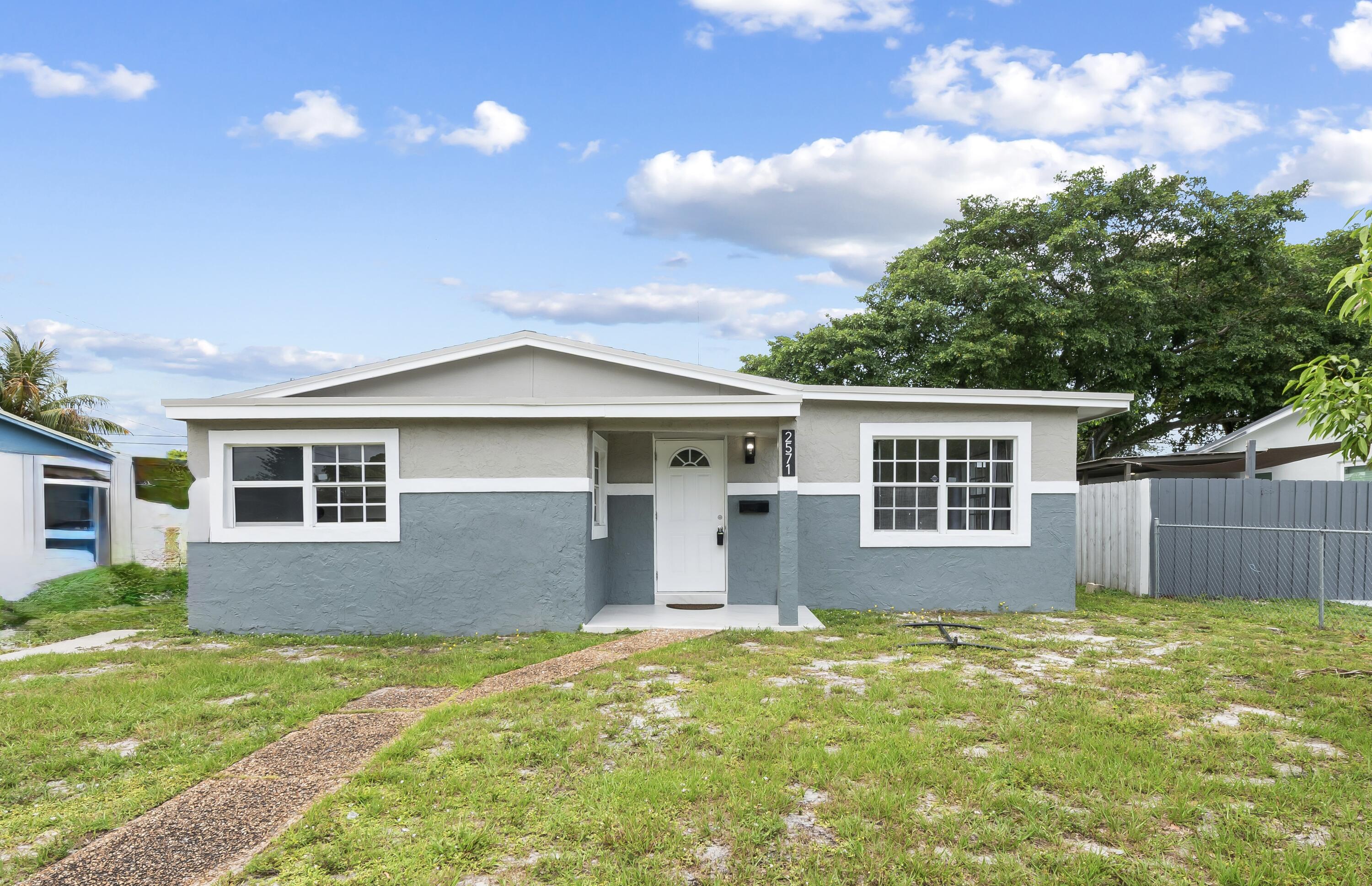 2571 NW 18th Court, Fort Lauderdale, FL 33311