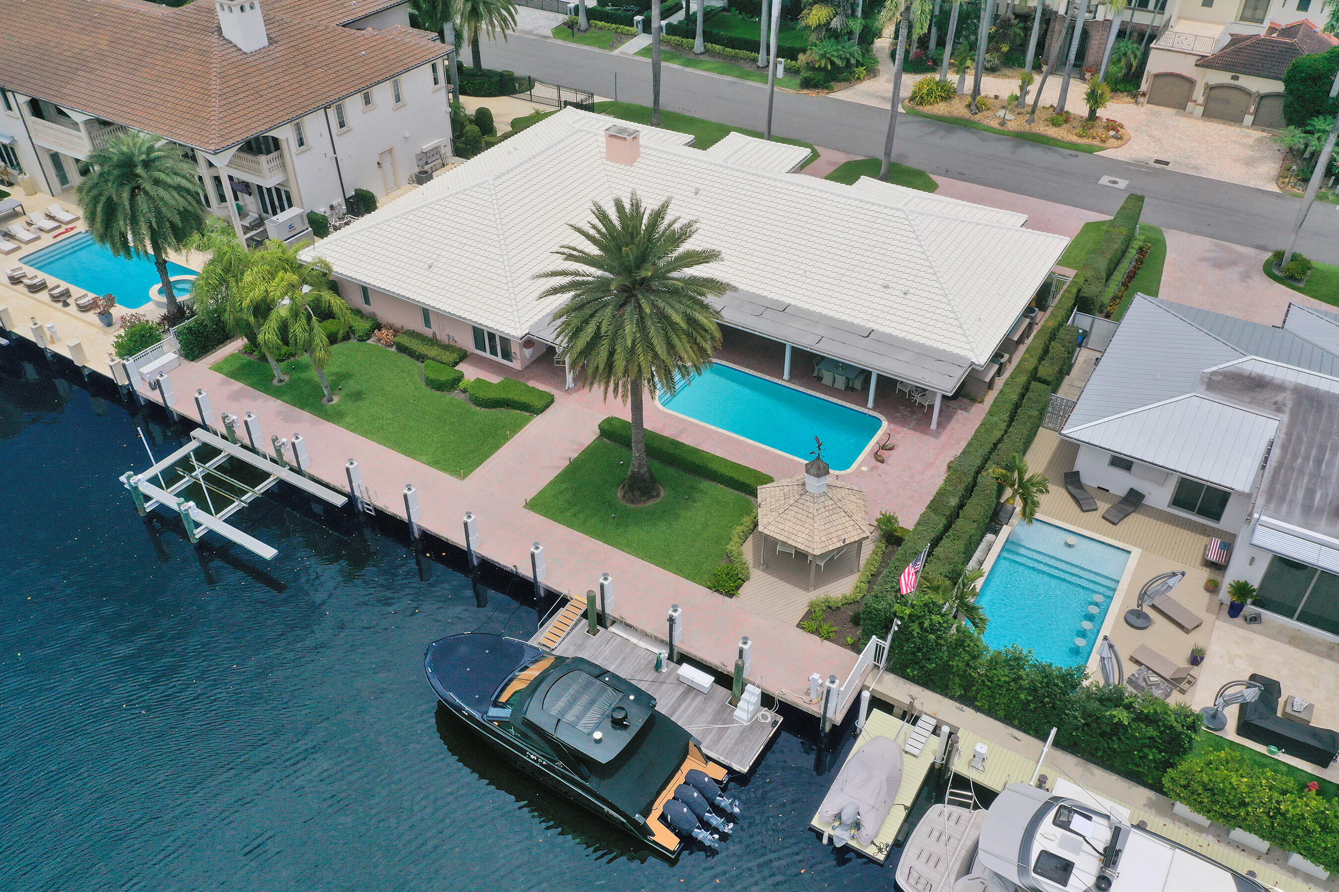163 Nurmi Drive, Fort Lauderdale, FL 33301