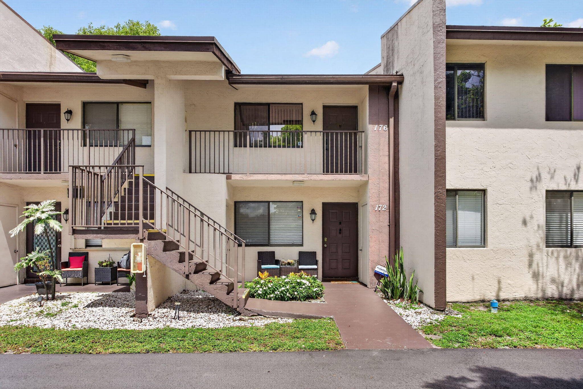 172 W Laurel Drive 1102, Margate, FL 33063