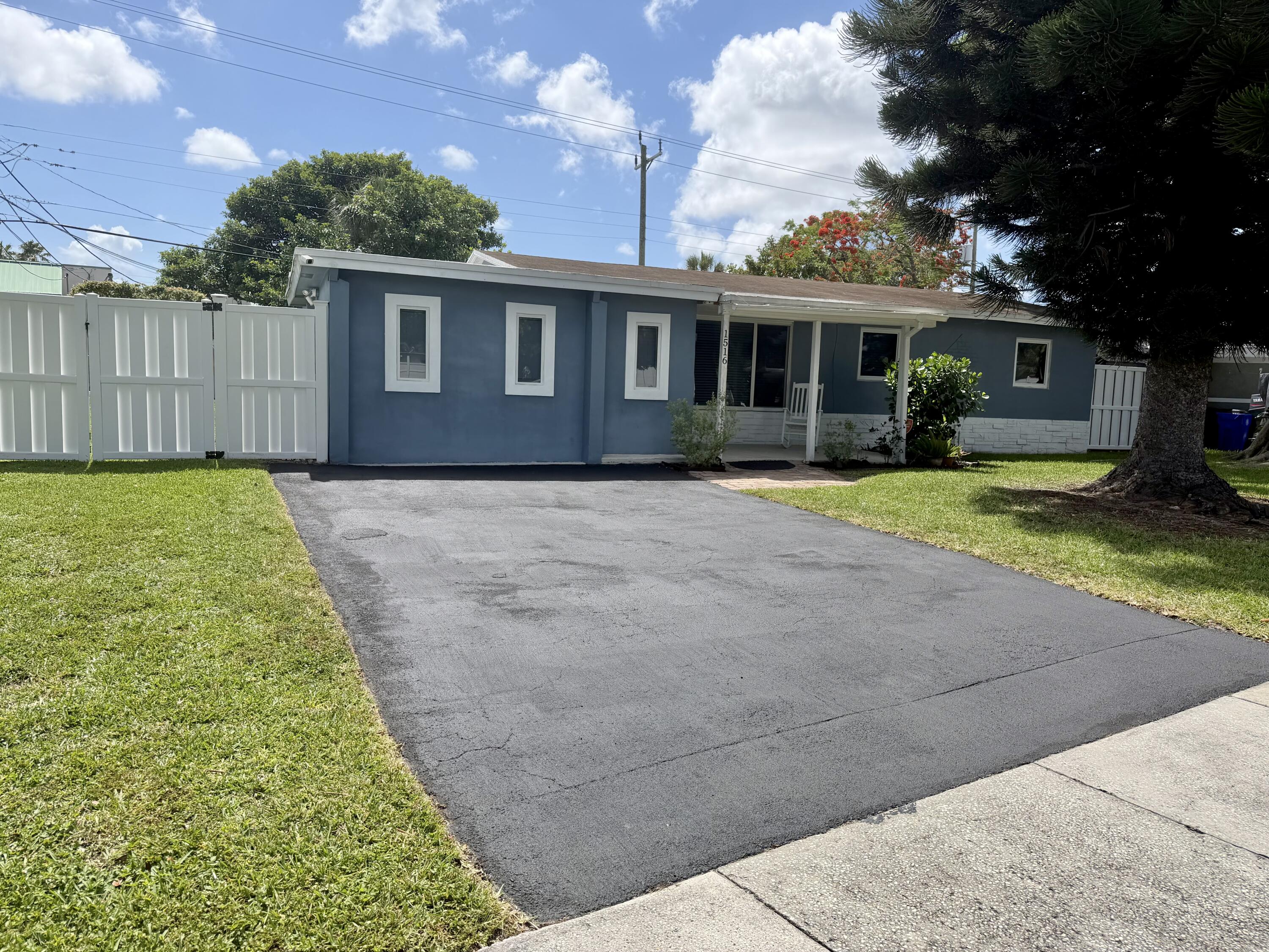1516 NW 58th Avenue, Margate, FL 33063