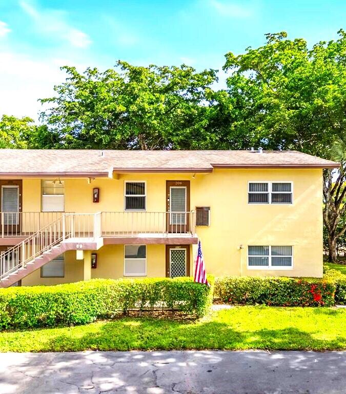 7360 NW 1st Street NW 208, Margate, FL 33063