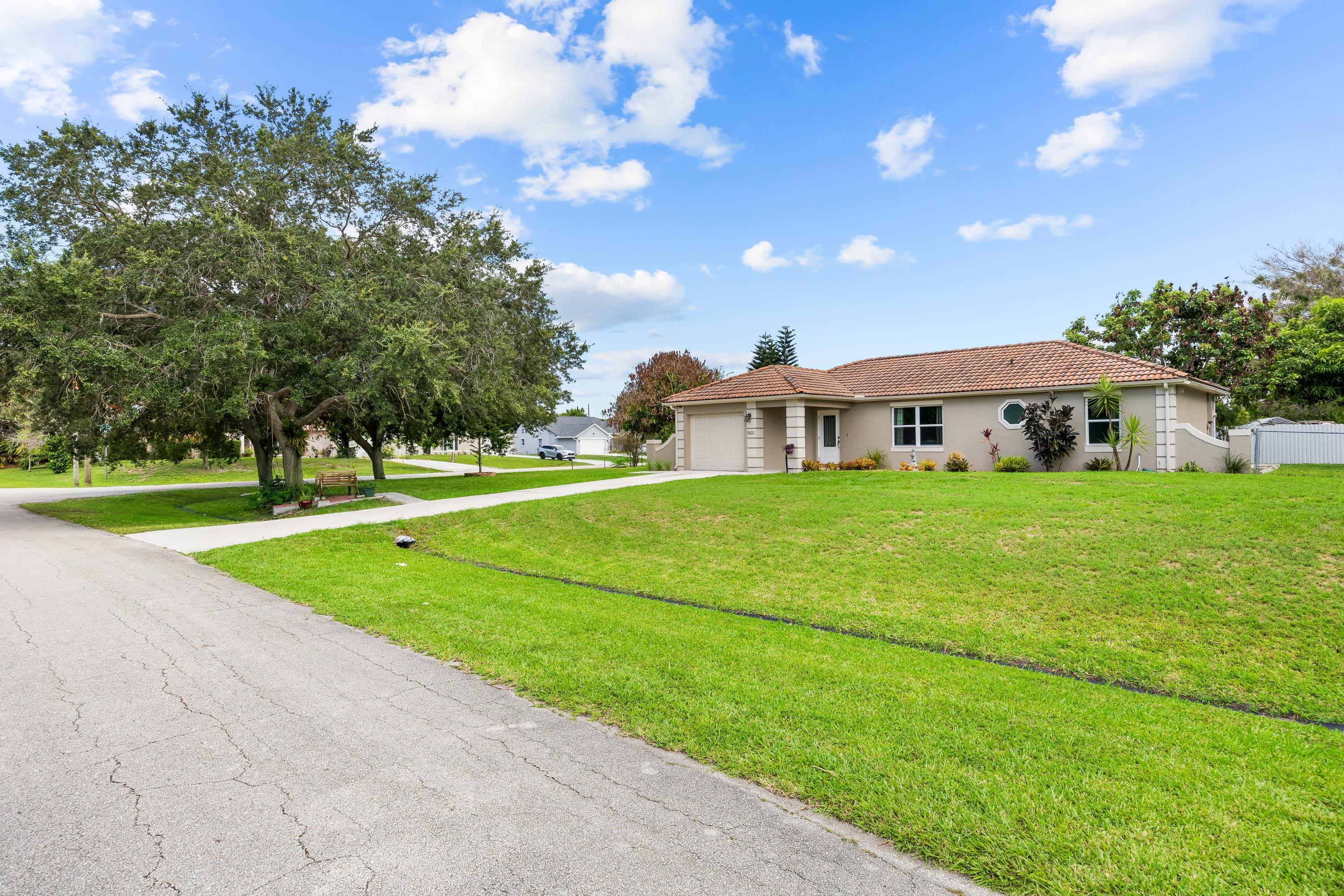 265 SW Dalton Circle, Port St. Lucie, FL 34953