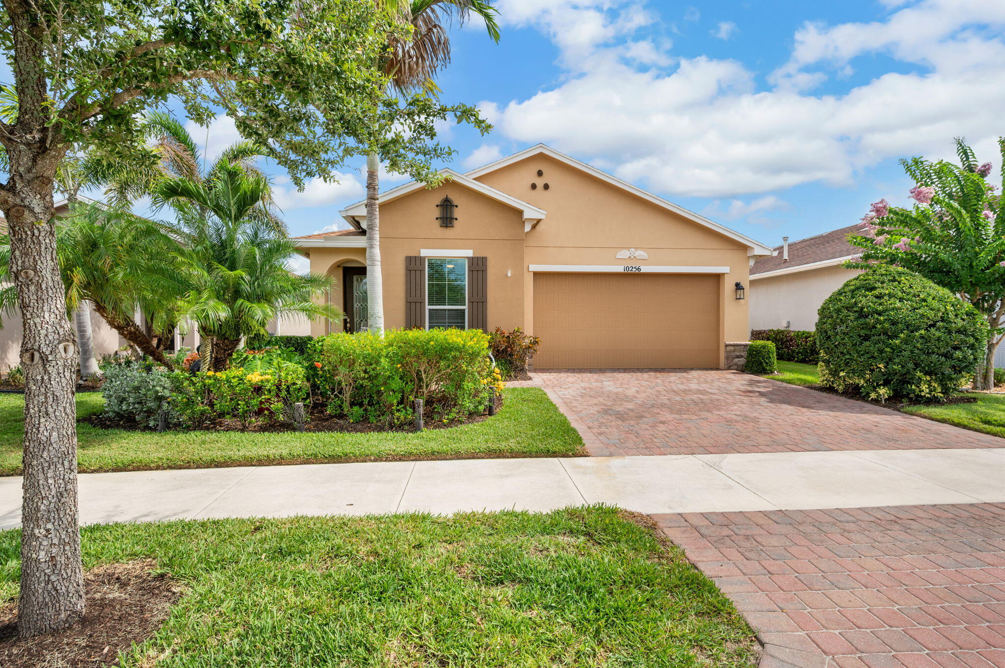 10256 SW Indian Lilac Trail, Port St. Lucie, FL 34987