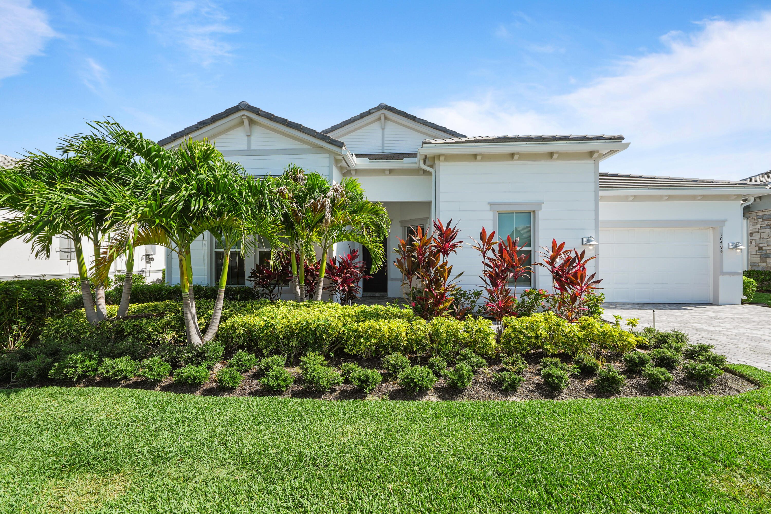 10795 Stellar Circle, Palm Beach Gardens, FL 33412