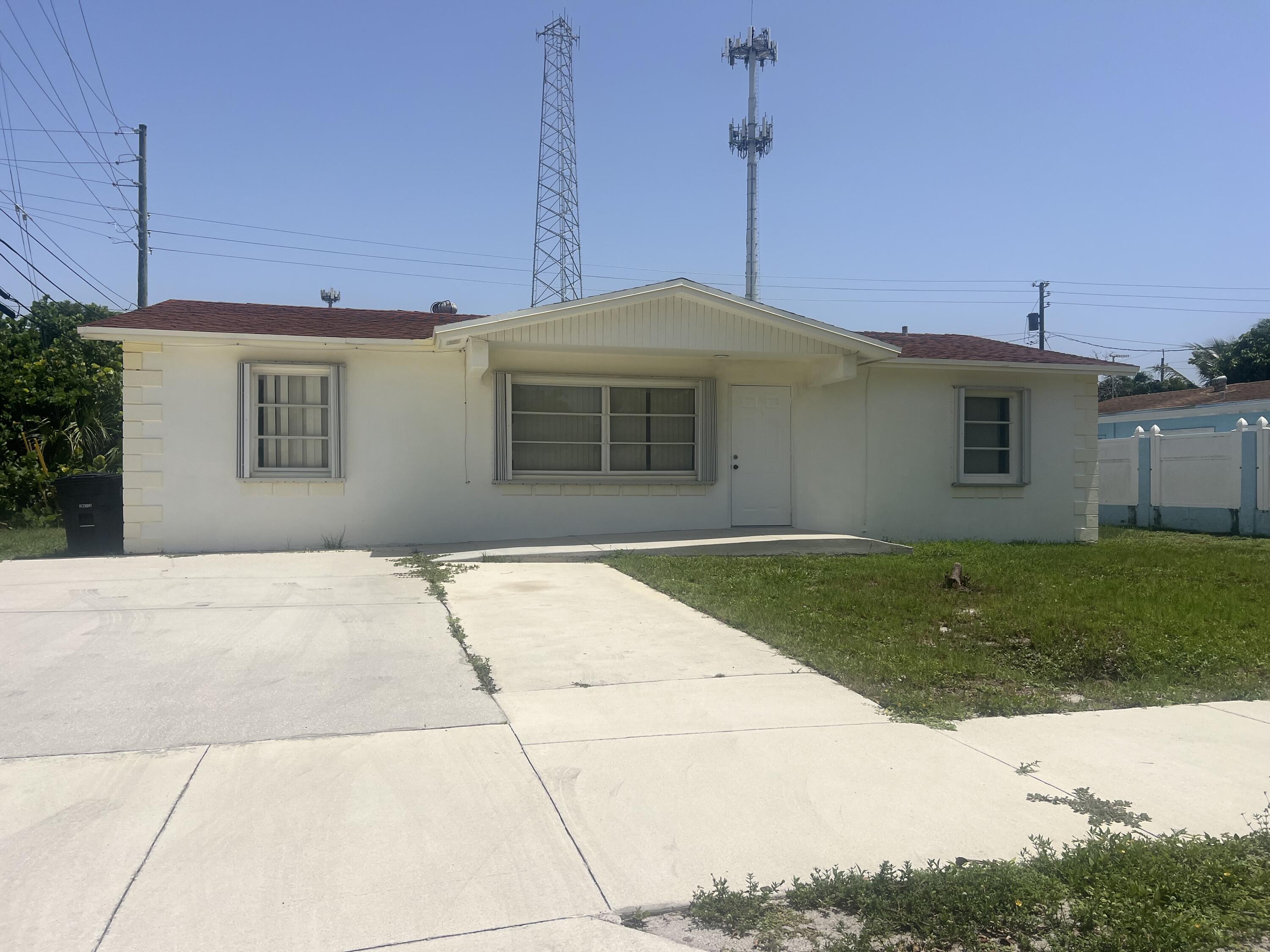 816 24th Avenue N, Lake Worth Beach, FL 33460