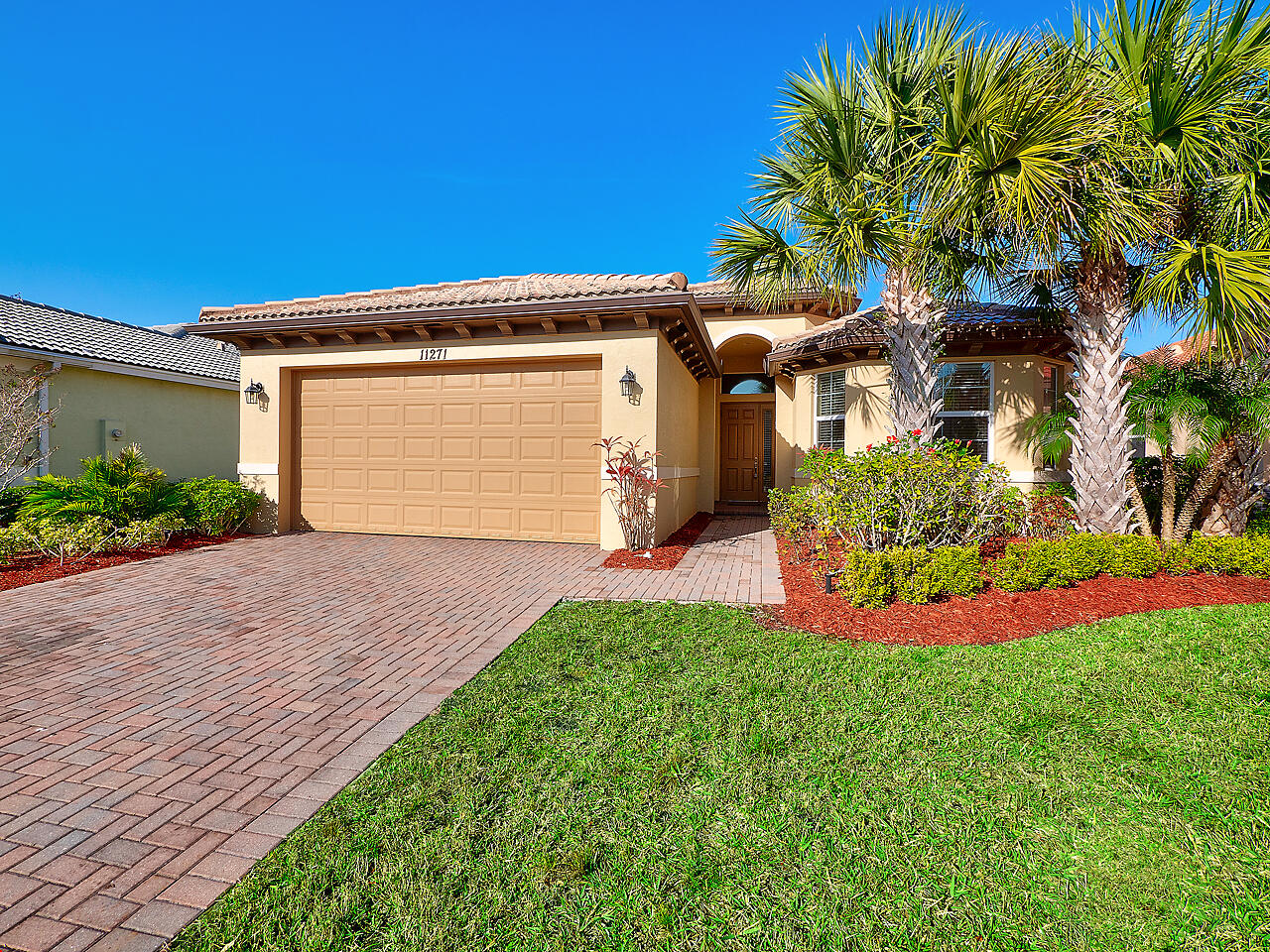 11271 SW Barton Way, Port St. Lucie, FL 34987