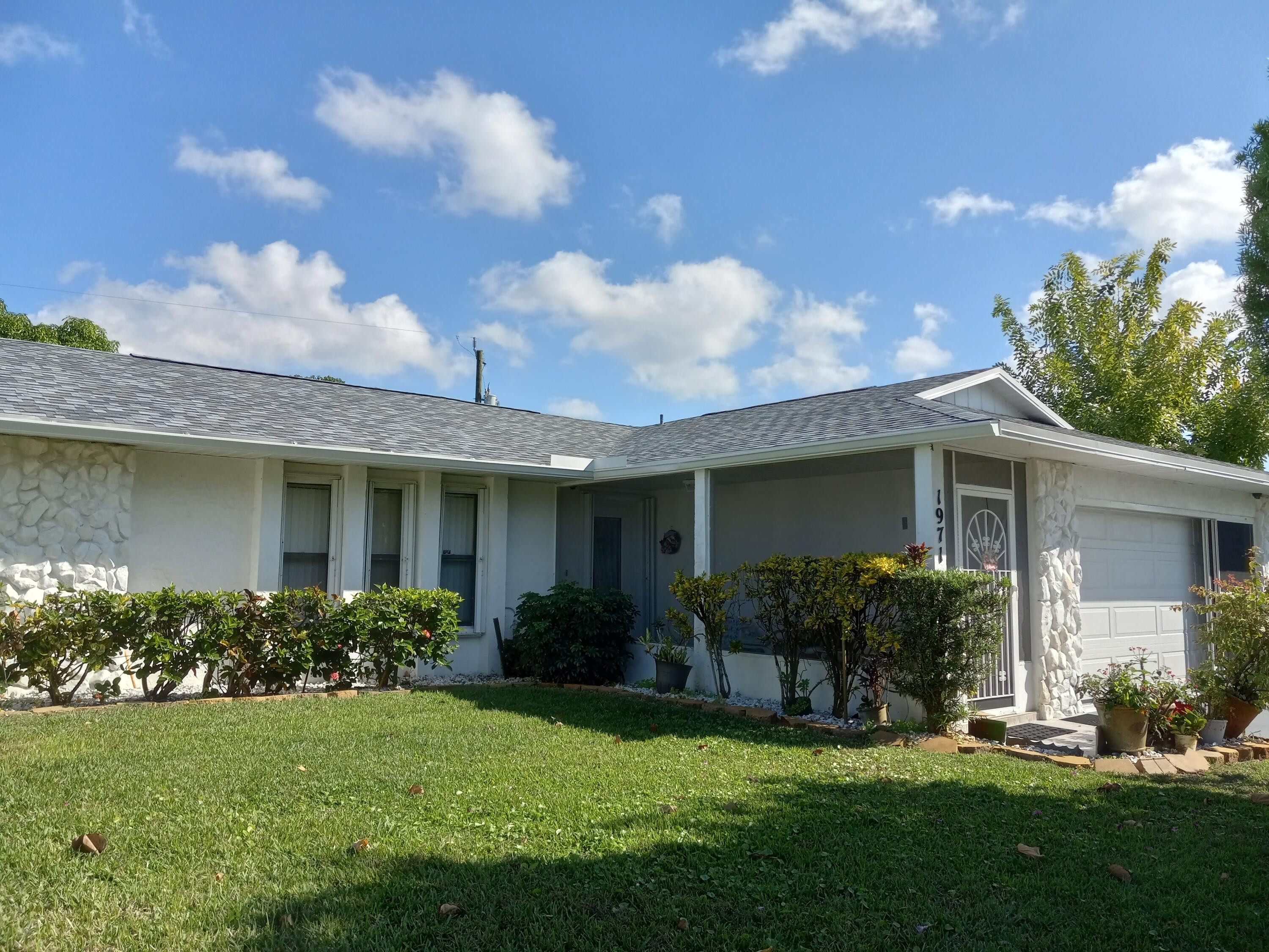 1971 SE FALLON Drive, Port St. Lucie, FL 34983