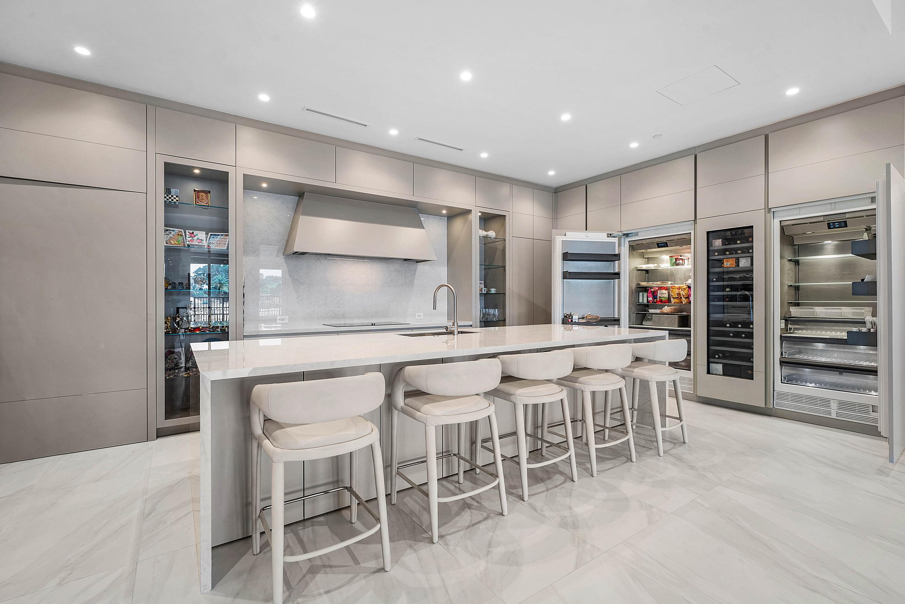 210 SE MIZNER Boulevard 101, Boca Raton, FL 33432