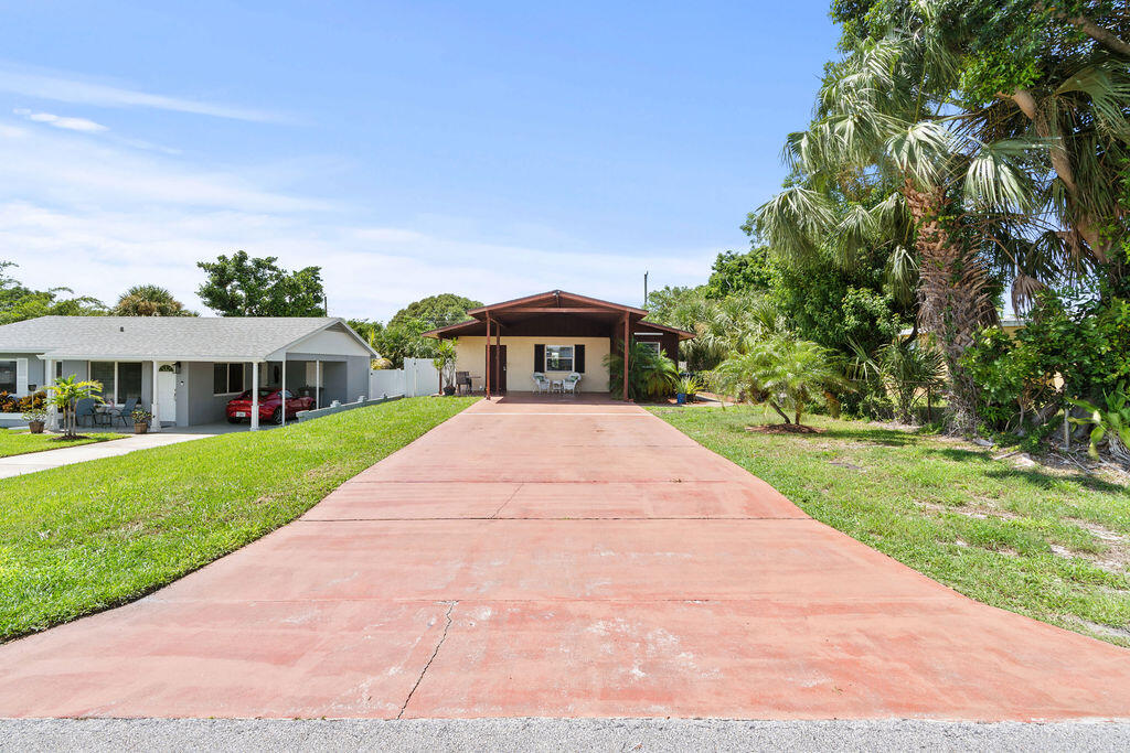 1102 Florence Road, Lantana, FL 33462