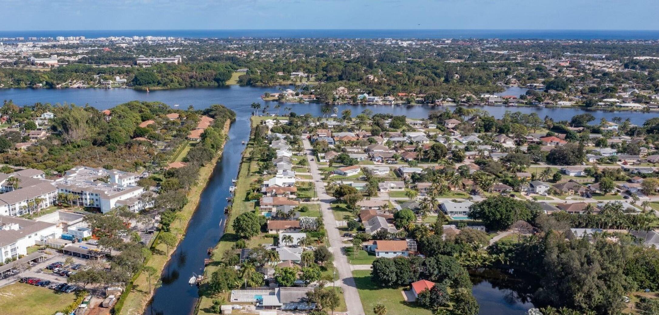 2886 Northside Drive, Lantana, FL 33462