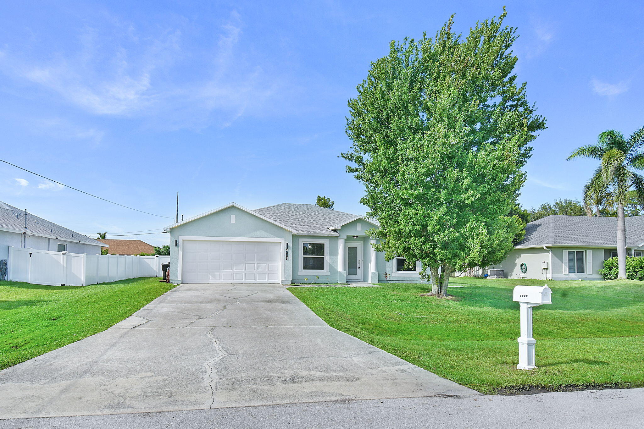 1085 SW Majorca Avenue, Port St. Lucie, FL 34953