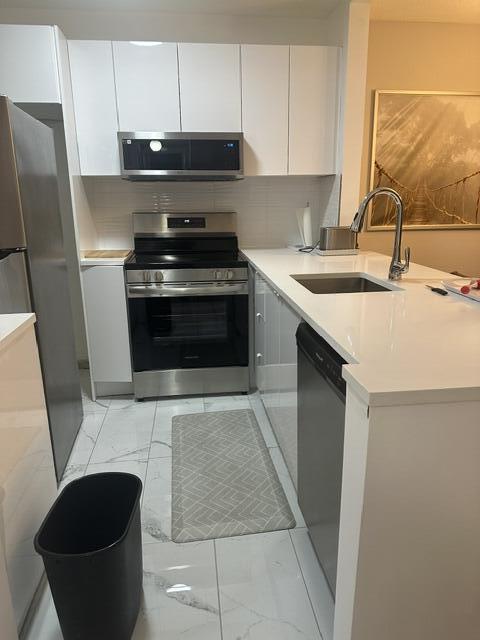 4411 NW 16th Street F106, Lauderhill, FL 33313