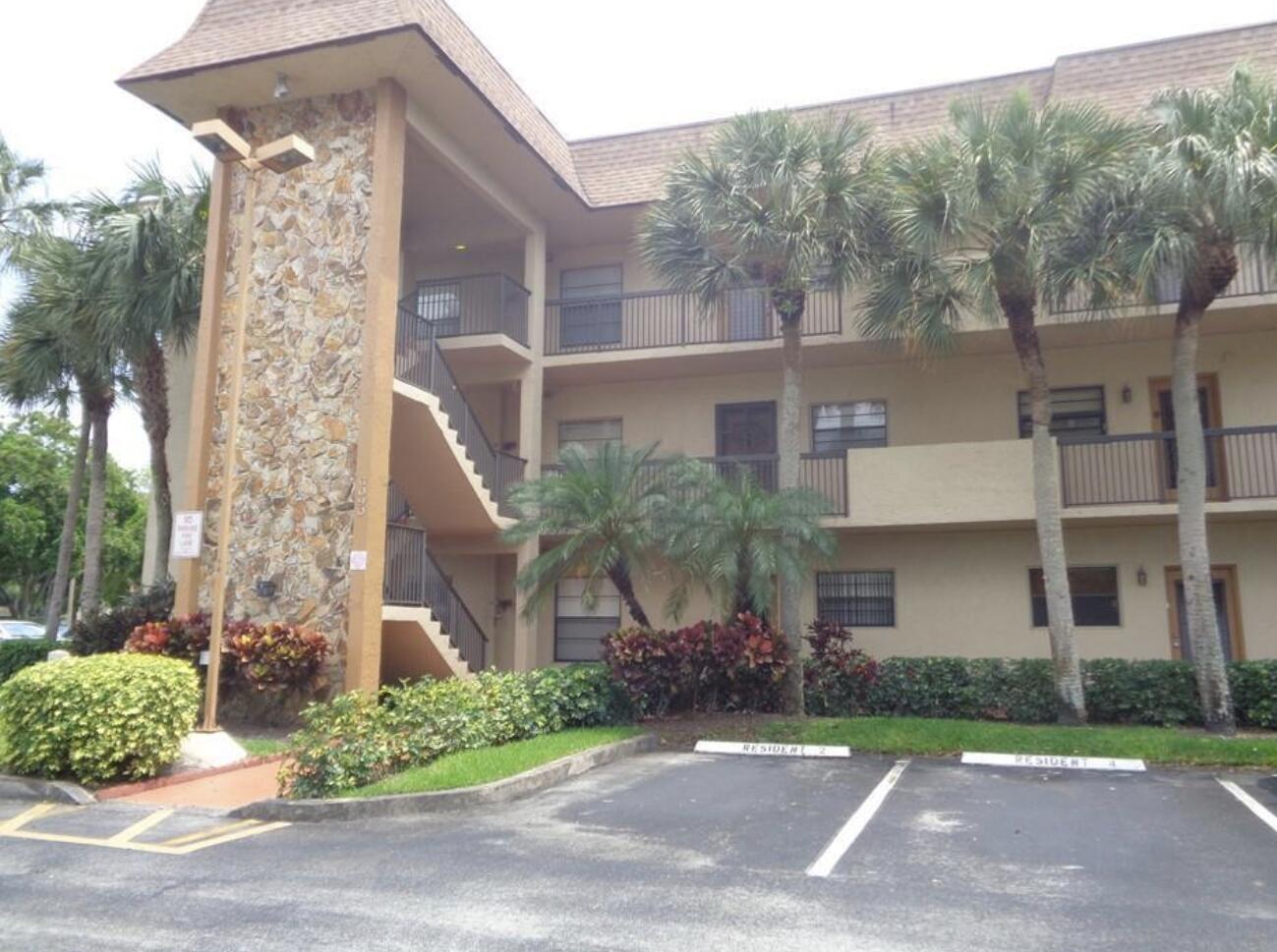 6090 N Sabal Palm Boulevard 304, Tamarac, FL 33319