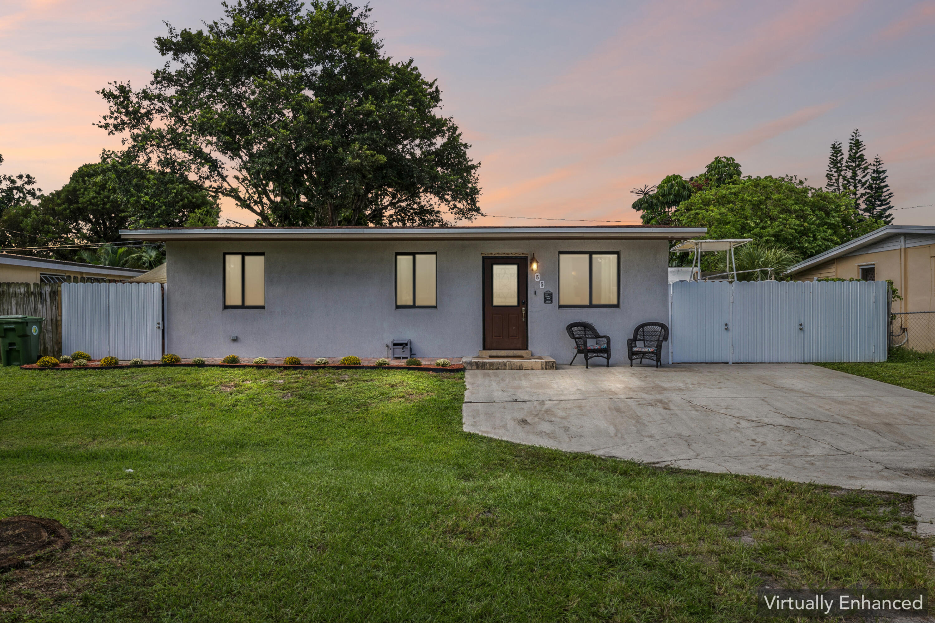 55 Davis Road, Palm Springs, FL 33461