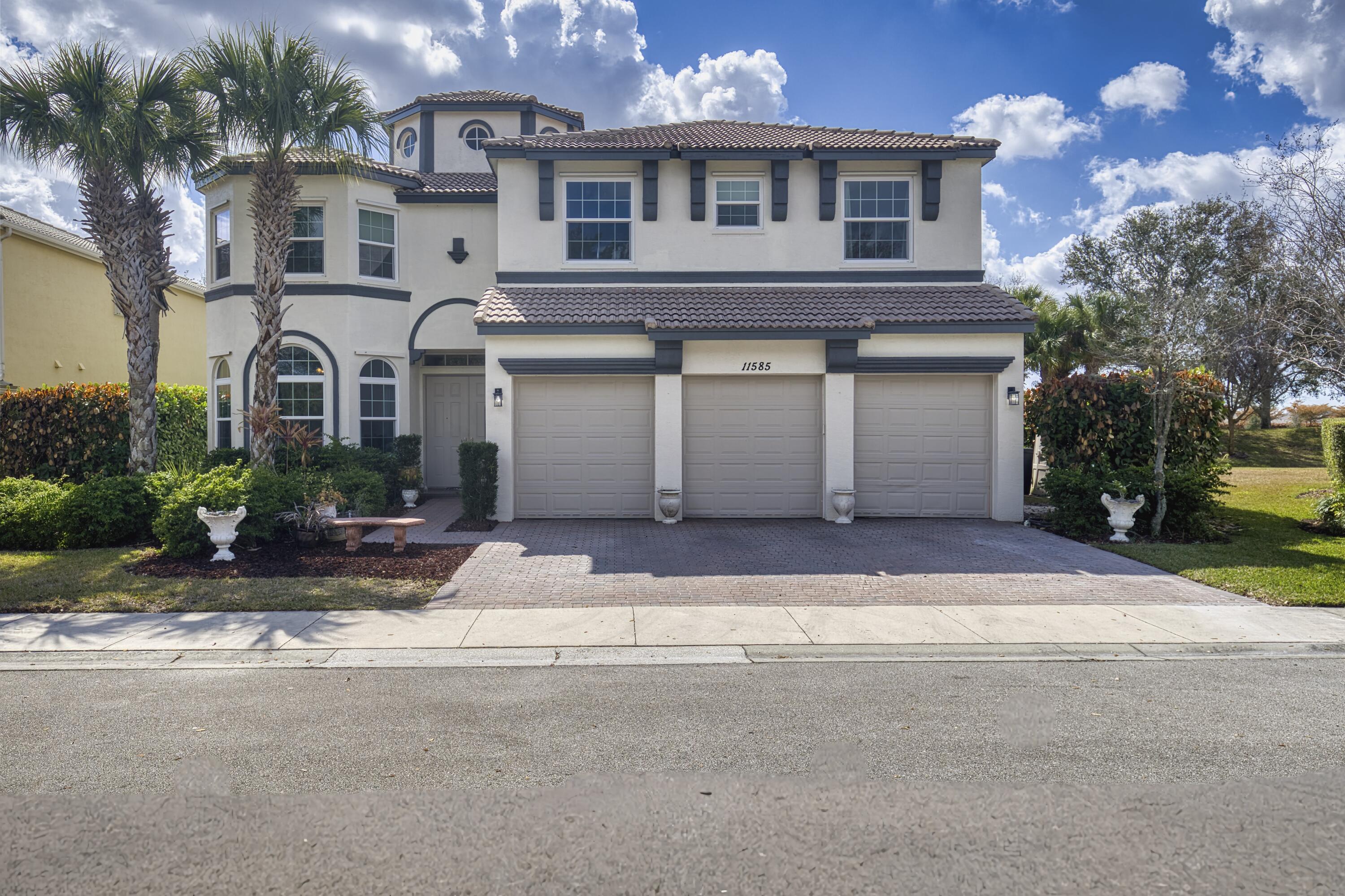 11585 SW Fieldstone Way, Port St. Lucie, FL 34987